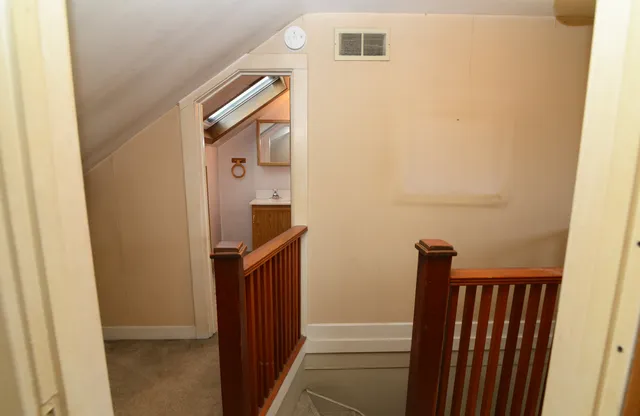 $399,500 | 3902 Rose Avenue, Western Springs, IL 60558