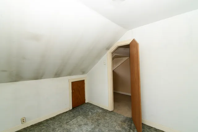 $399,500 | 3902 Rose Avenue, Western Springs, IL 60558