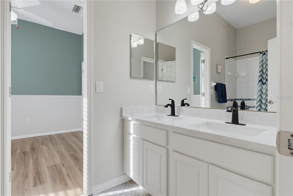 11704 Newberry Grove Loop Riverview, FL 33579 - Photo 35 of 93