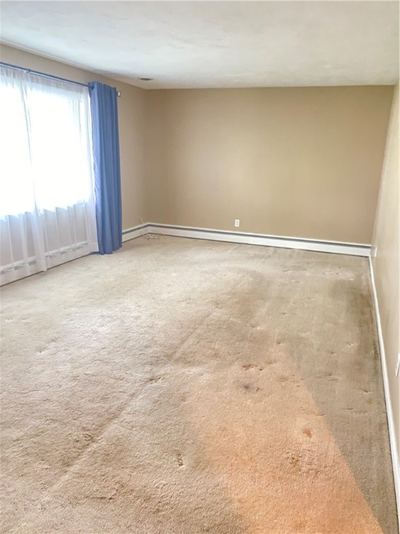 26 Caren Drive Irondequoit, NY 14622 - Photo 18 of 49 Living Room