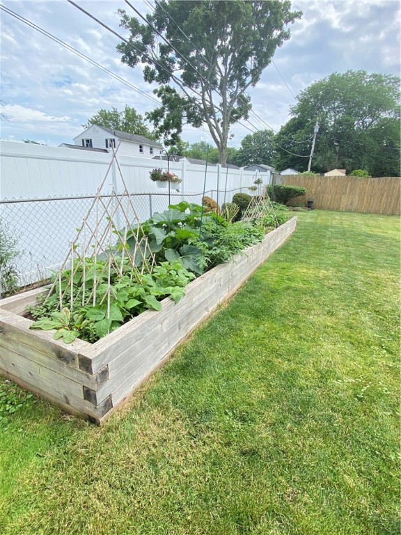 26 Caren Drive Irondequoit, NY 14622 - Photo 45 of 49 Rear Yard