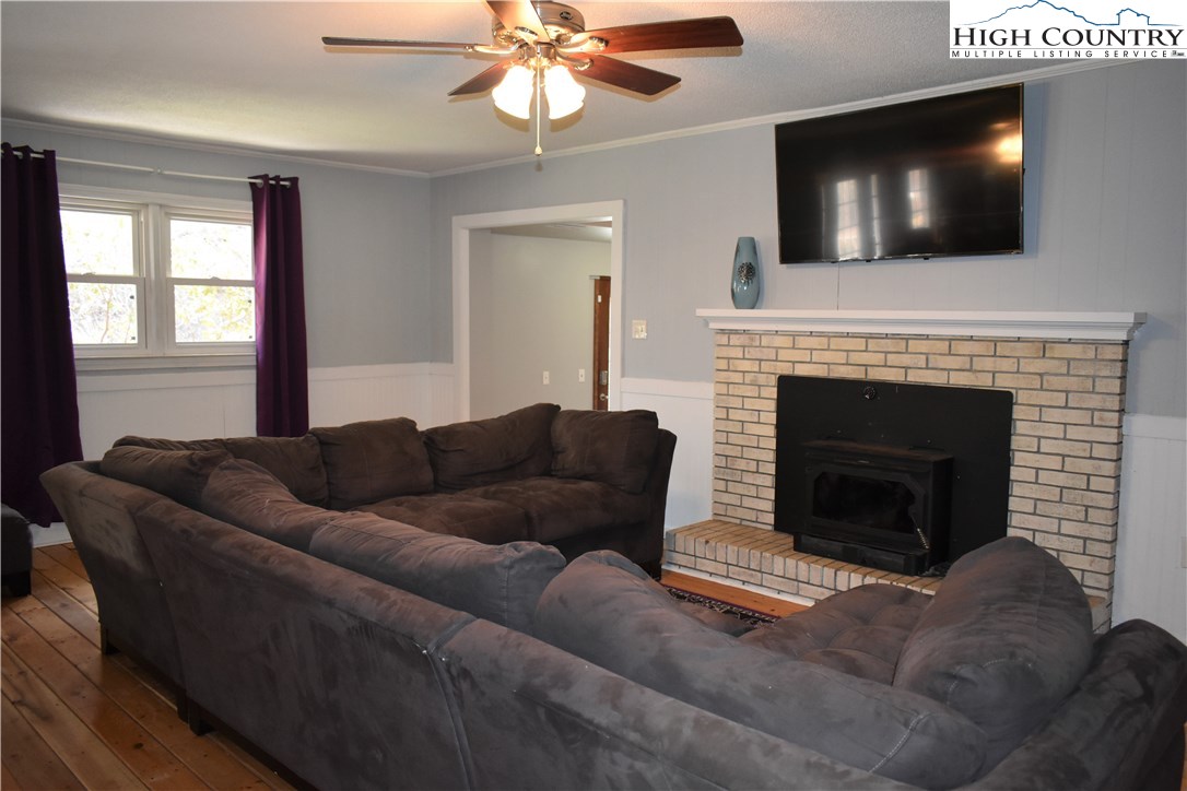 2657 Ed Little Road Creston, NC 28615 - Photo 10 of 38 Gallery Image 10