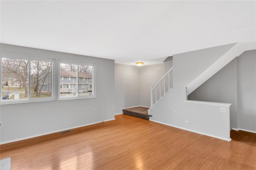 2007 Clearfork Road Bridgeville, PA 15017 - Photo 6 of 25 Gallery Image 6