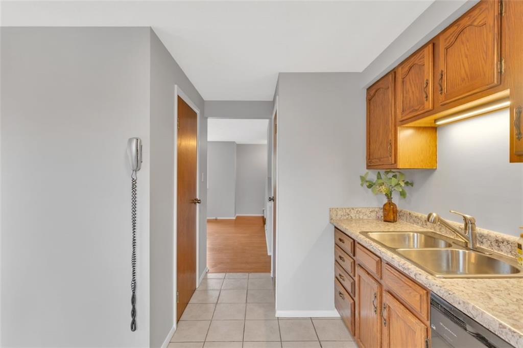 2007 Clearfork Road Bridgeville, PA 15017 - Photo 9 of 25 Gallery Image 9