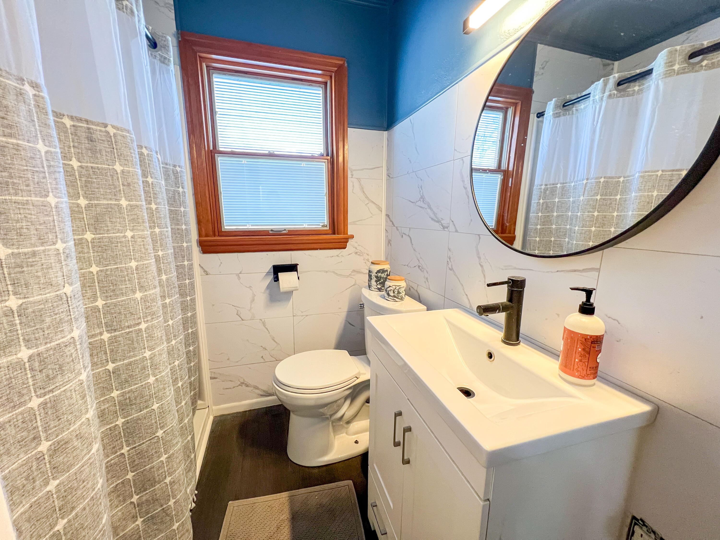 560 Court Road Onalaska, WI 54650 - Photo 18 of 39 Bathroom