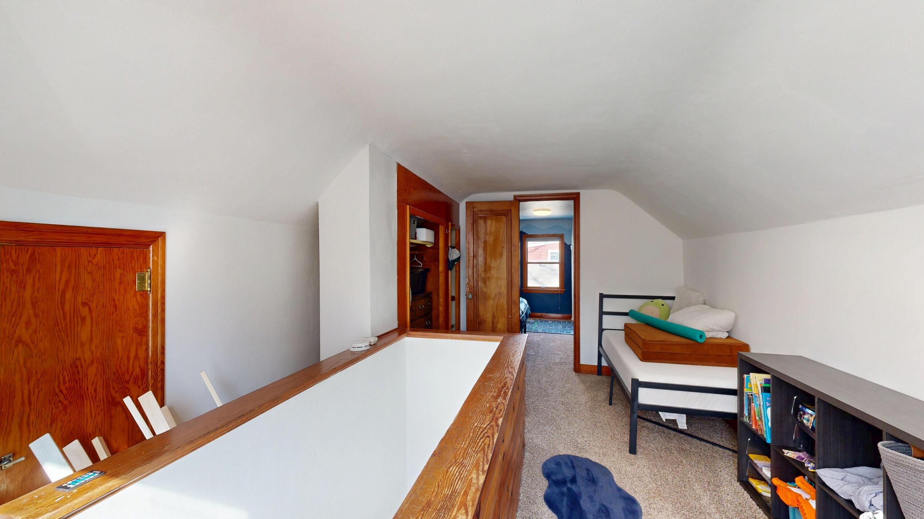 560 Court Road Onalaska, WI 54650 - Photo 19 of 39 Loft