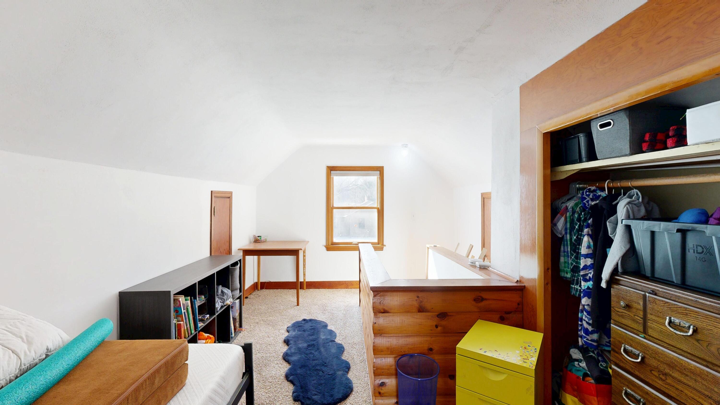 560 Court Road Onalaska, WI 54650 - Photo 20 of 39 Loft