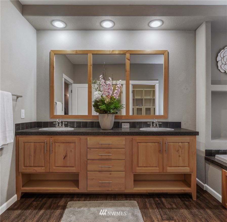 781 Twilight Way Grapeview, WA 98546 - Photo 16 of 24 Gallery Image 16