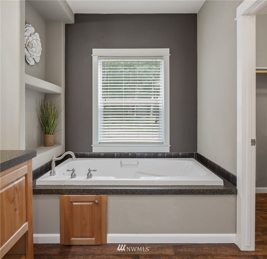 781 Twilight Way Grapeview, WA 98546 - Photo 17 of 24 Gallery Image 17