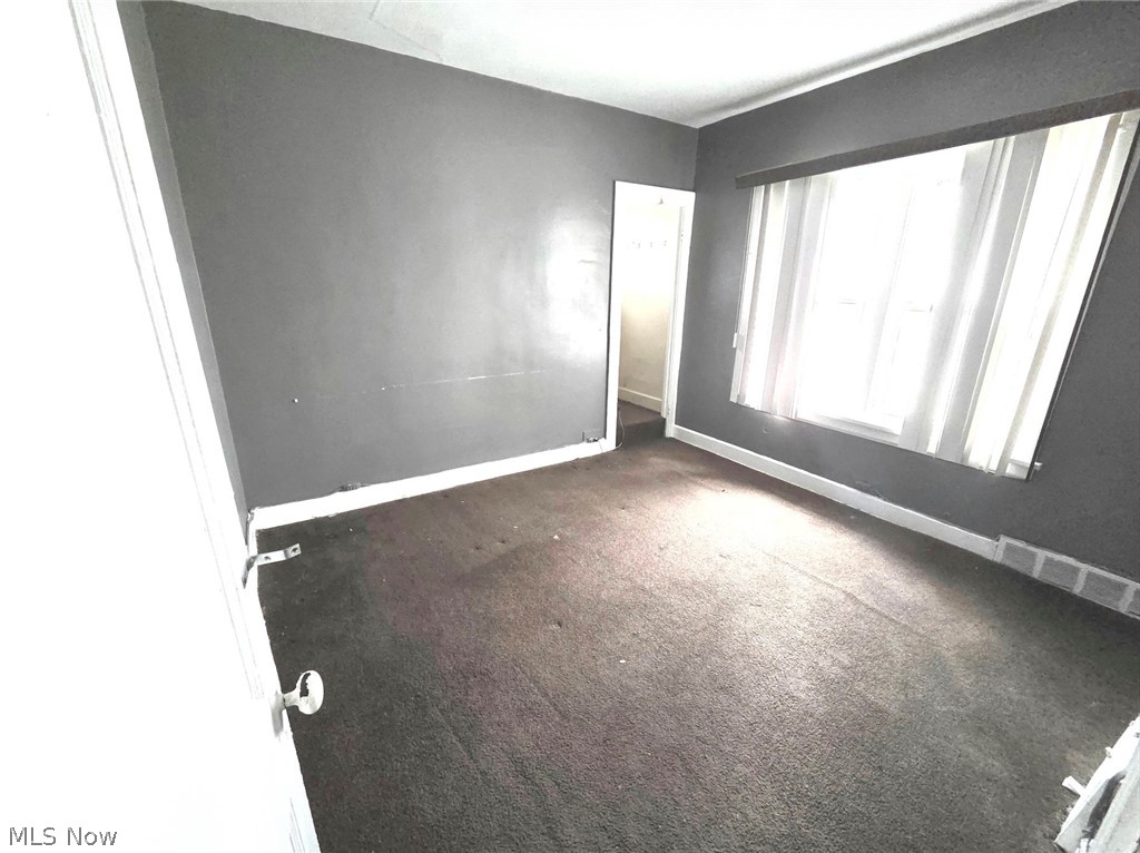 16902 Endora Road Cleveland, OH 44112 - Photo 4 of 6