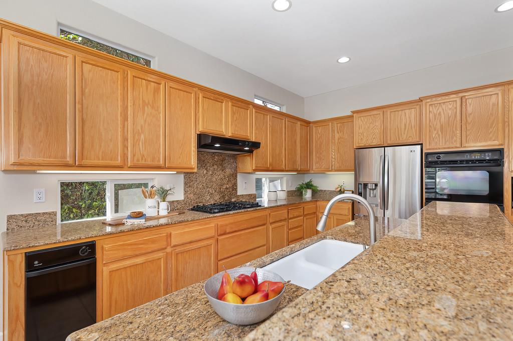 1651 Joshua Tree Street Davis, CA 95616 - Photo 20 of 61