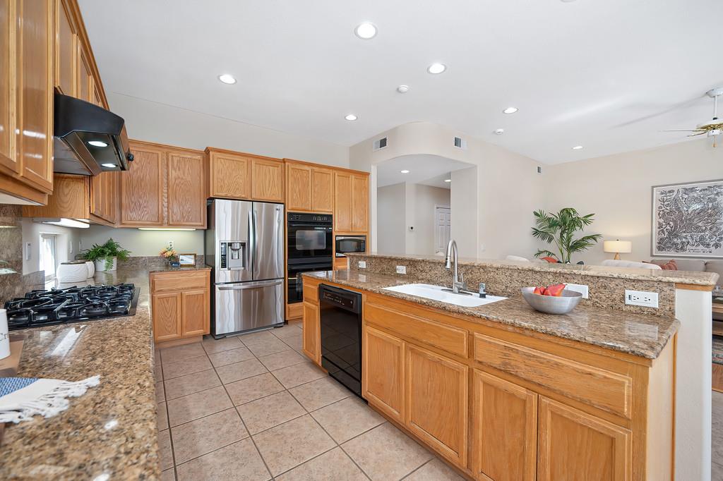 1651 Joshua Tree Street Davis, CA 95616 - Photo 22 of 61