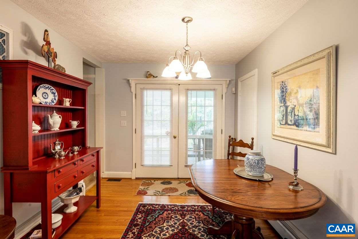 1830 Hunters Lodge Road Palmyra, VA 22963 - Photo 12 of 32 a very nice looking dining room with a window