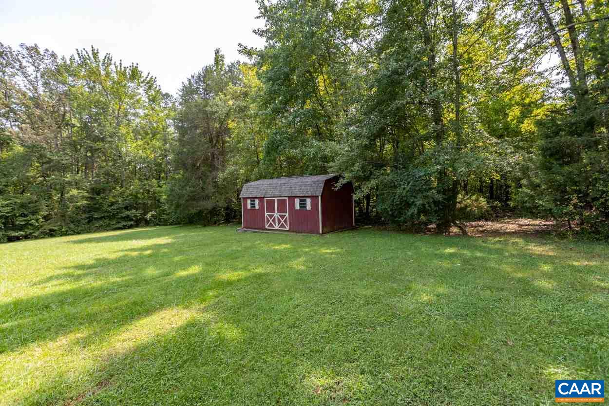 1830 Hunters Lodge Road Palmyra, VA 22963 - Photo 27 of 32 a view of a lush green space