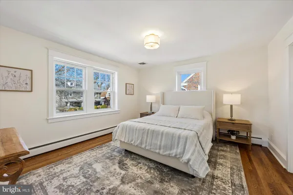 $600,000 | 919 Lindale Avenue, Drexel Hill, PA 19026
