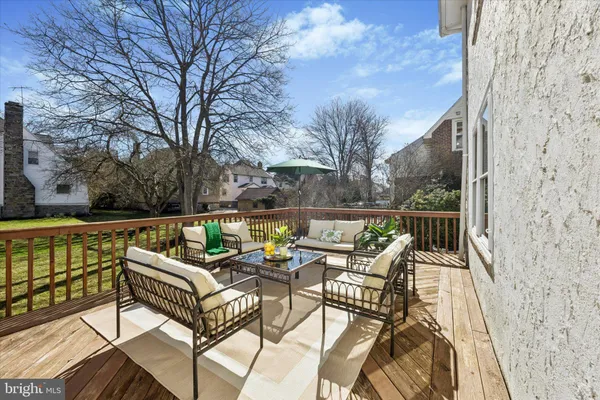 $600,000 | 919 Lindale Avenue, Drexel Hill, PA 19026