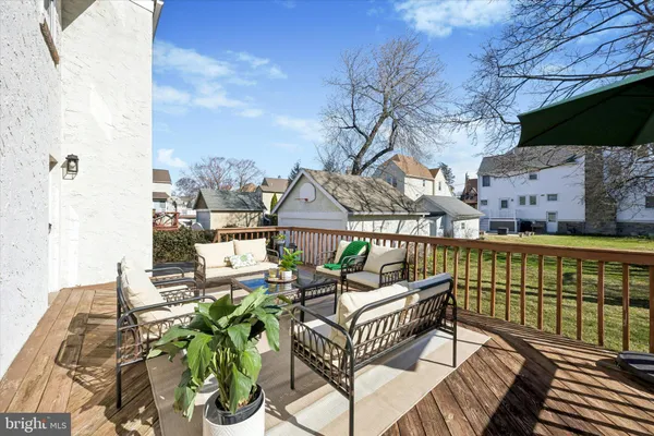 $600,000 | 919 Lindale Avenue, Drexel Hill, PA 19026