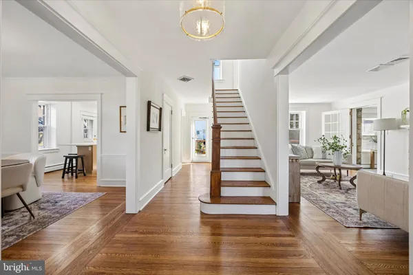 $600,000 | 919 Lindale Avenue, Drexel Hill, PA 19026