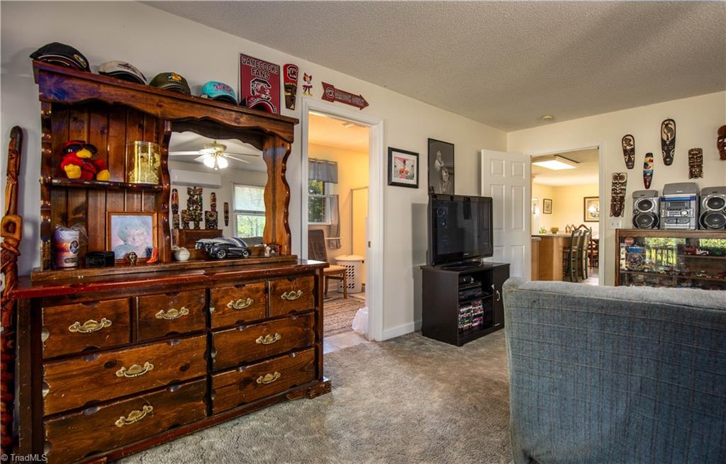 2620 Willard Road Winston-Salem, NC 27107 - Photo 11 of 25