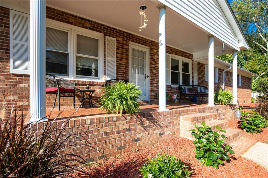 2620 Willard Road Winston-Salem, NC 27107 - Photo 3 of 25