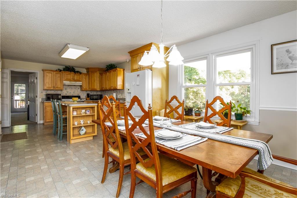 2620 Willard Road Winston-Salem, NC 27107 - Photo 5 of 25