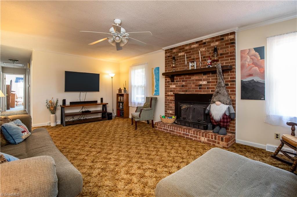 2620 Willard Road Winston-Salem, NC 27107 - Photo 7 of 25