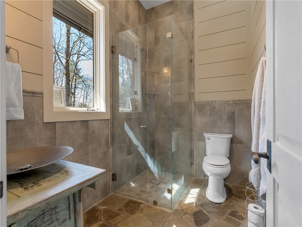 112 White Violet Way Sunset, SC 29685 - Photo 16 of 50