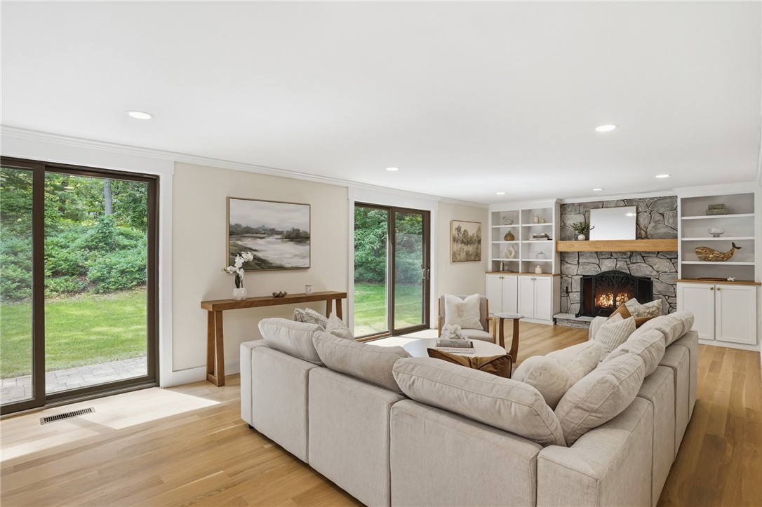 5763 Post Road East Greenwich, RI 02818 - Photo 4 of 50