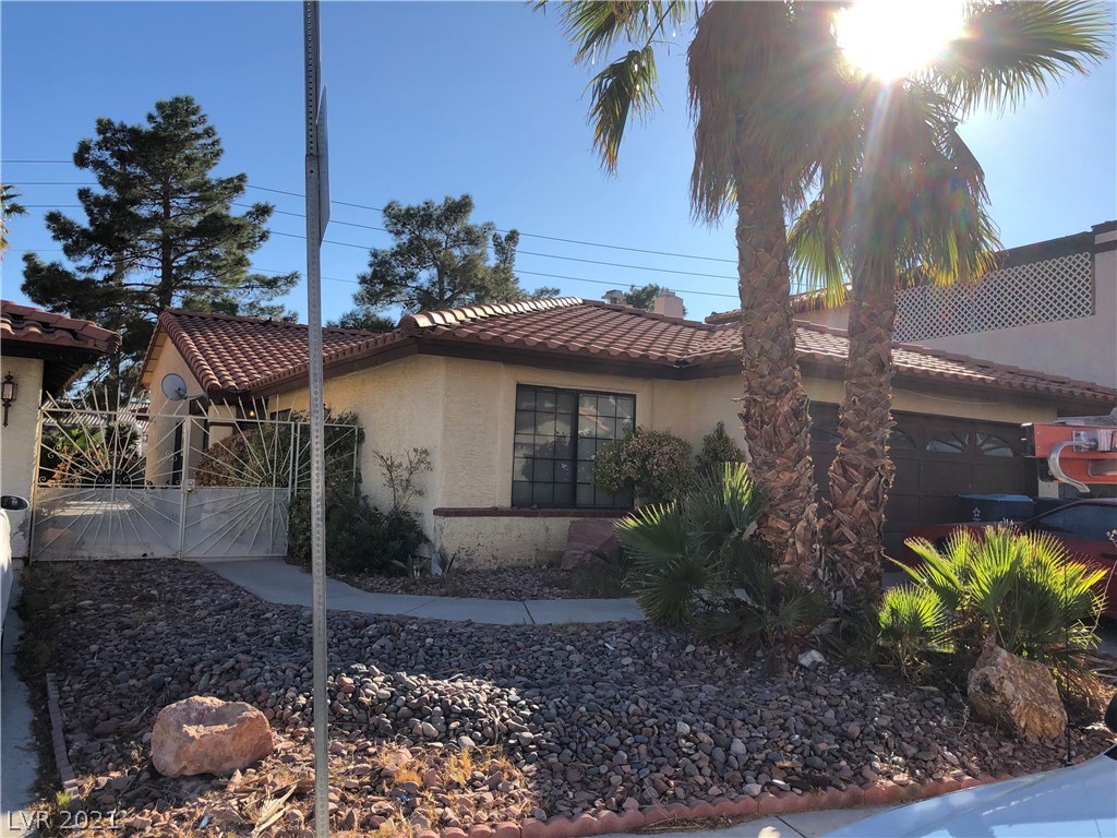 2247 Portabello Road Las Vegas, NV 89119 - Photo 3 of 12 Gallery Image 3