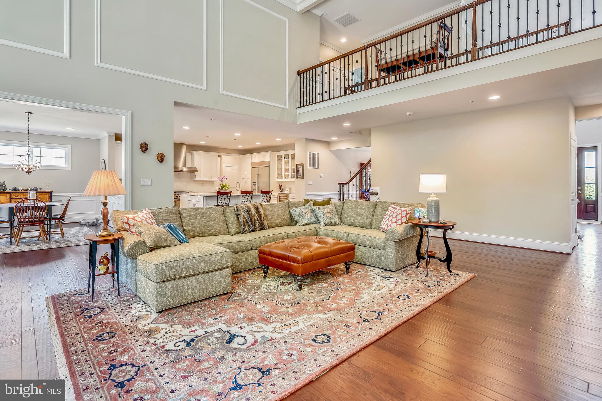 1832 Woods Road Annapolis, MD 21401 - Photo 5 of 29 Main level family room