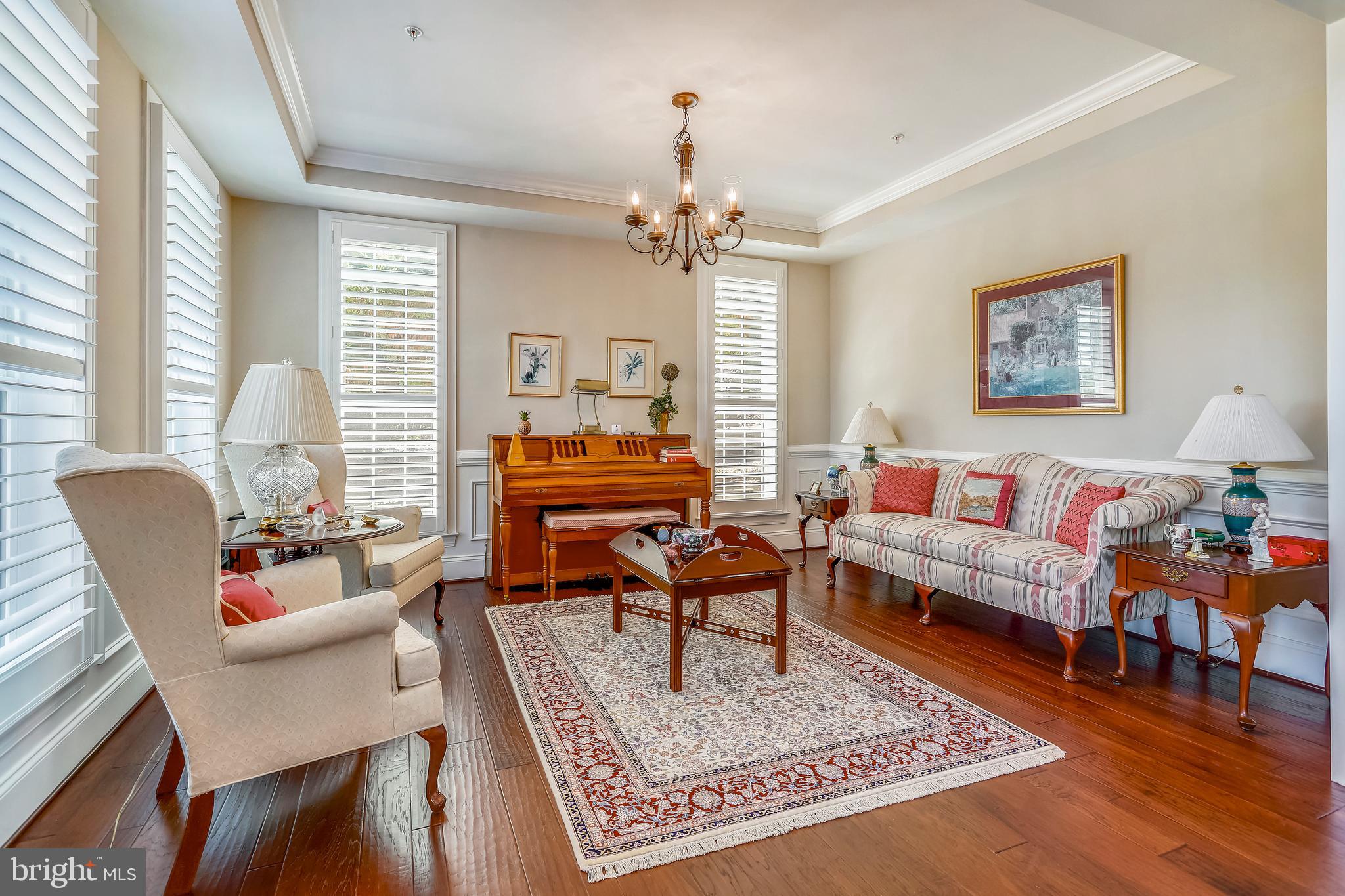 1832 Woods Road Annapolis, MD 21401 - Photo 10 of 29 Living Room with plantation shutters