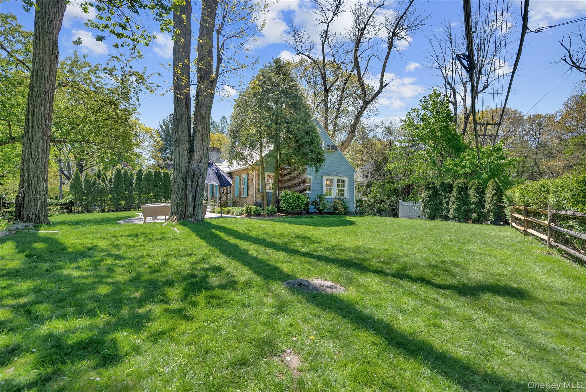 53 Sheldrake Avenue Larchmont, NY 10538 - Photo 3 of 24