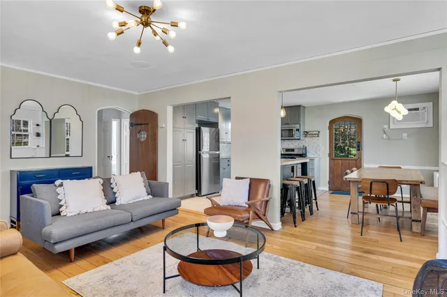 $12,750 | 53 Sheldrake Avenue, Larchmont, NY 10538