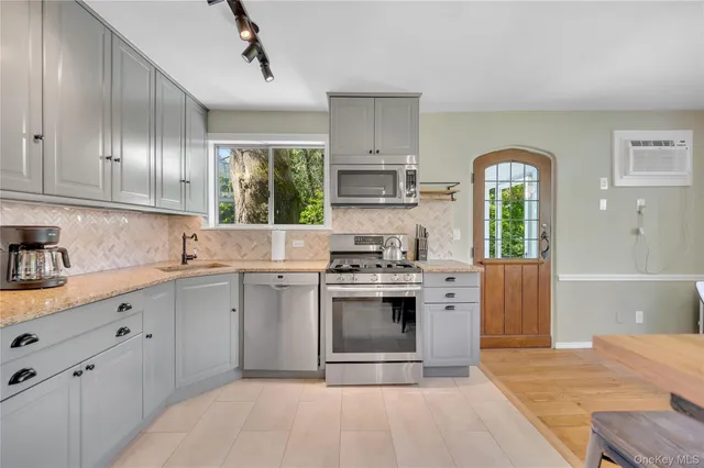 $12,750 | 53 Sheldrake Avenue, Larchmont, NY 10538