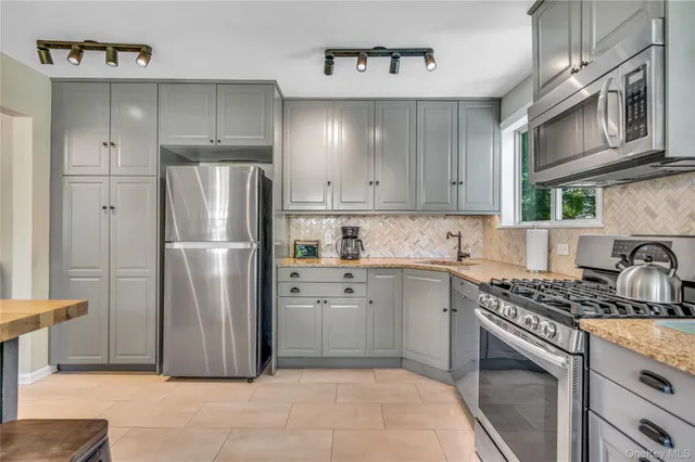 $12,750 | 53 Sheldrake Avenue, Larchmont, NY 10538