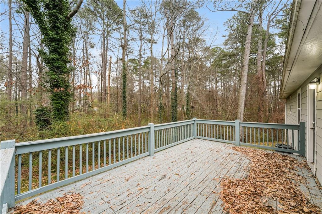 528 Newlin Court Lawrenceville, GA 30046 - Photo 25 of 30 a balcony with trees