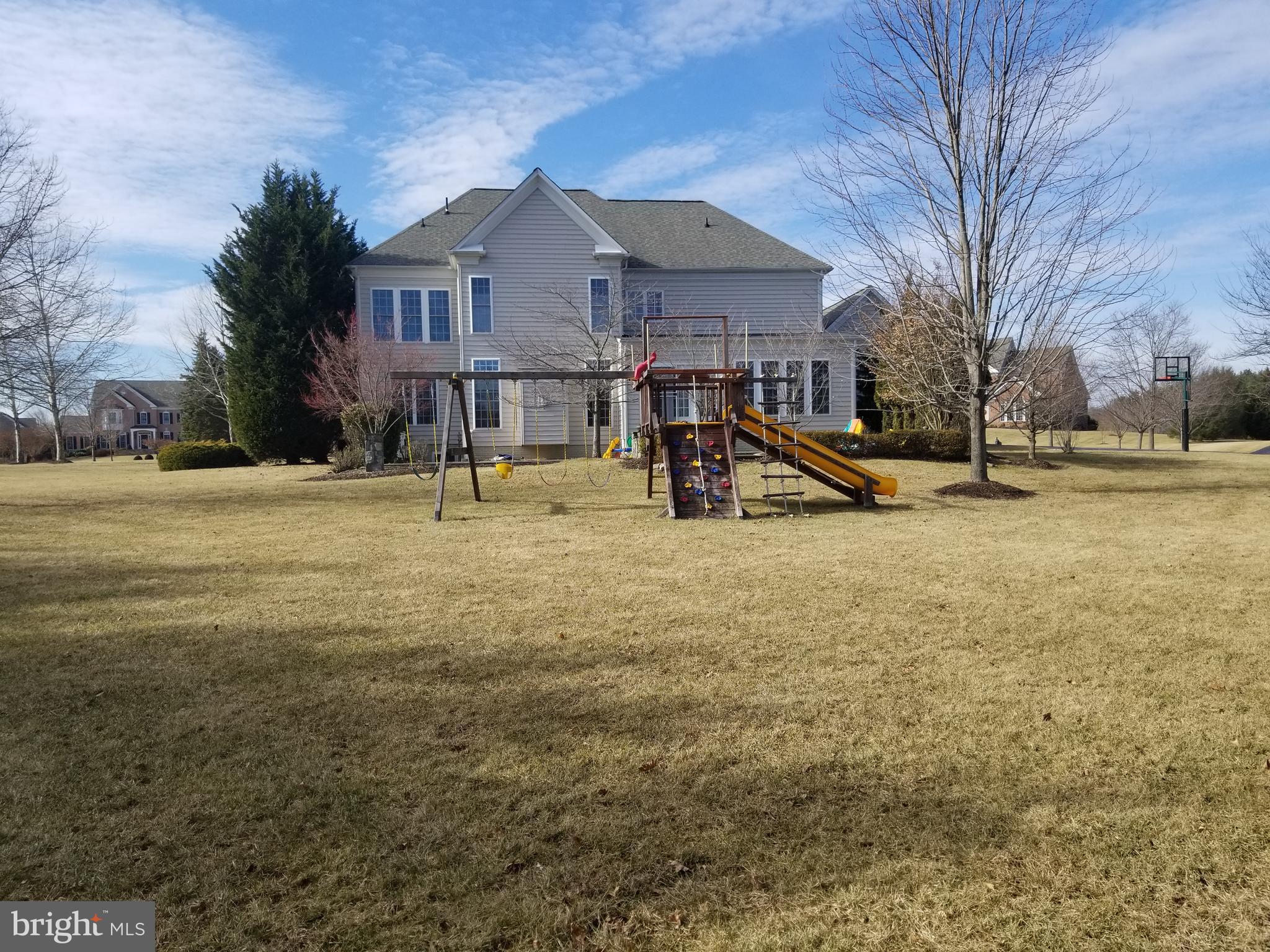 12607 Belmont Ridge Road Reisterstown, MD 21136 - Photo 2 of 28 Private yard-patio, playground, basketball hoop