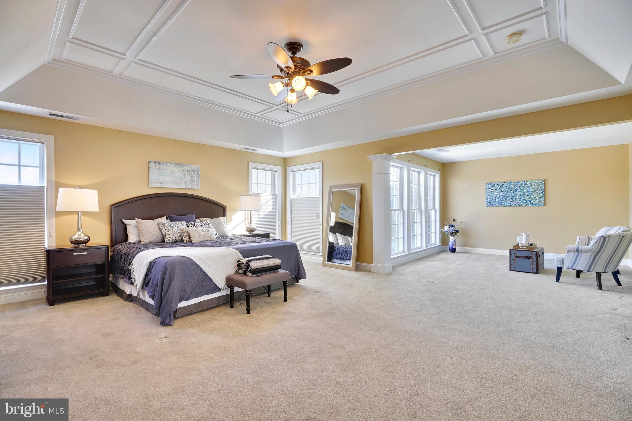 12607 Belmont Ridge Road Reisterstown, MD 21136 - Photo 14 of 28 Large room with walk in large closets