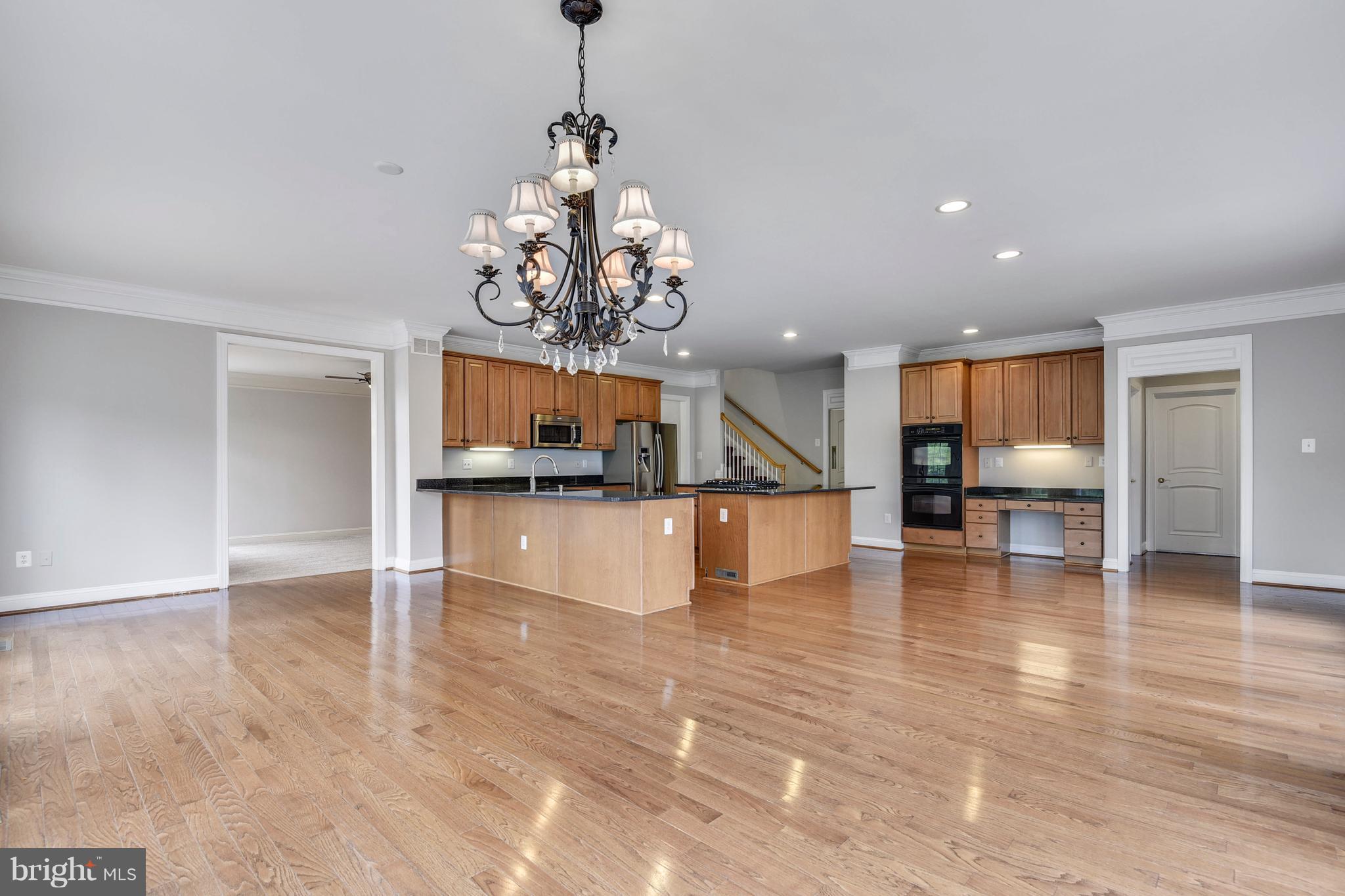 12607 Belmont Ridge Road Reisterstown, MD 21136 - Photo 6 of 28 Great Room/kitchen, huge with plenty of seating