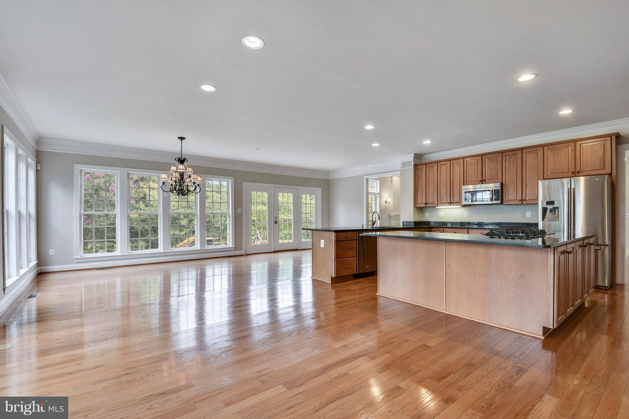 12607 Belmont Ridge Road Reisterstown, MD 21136 - Photo 7 of 28 Great Room/kitchen bright with large windows