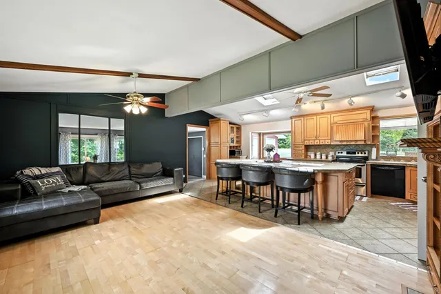 $465,000 | 28059 742nd Avenue, Dassel, MN 55325