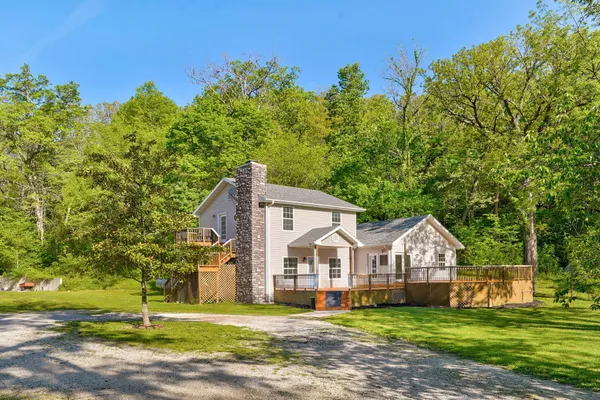 $375,900 | 8951 North Farm Road 105, Willard, MO 65781