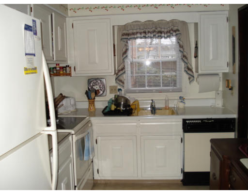 540 Granby Road, Unit 37 South Hadley, MA 01075 - Photo 6 of 11 Gallery Image 6