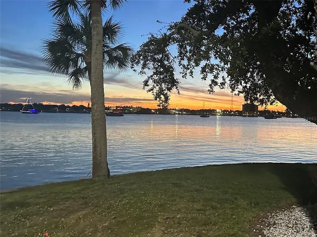 $149,900 | 415 North Halifax Avenue, Unit 216, Daytona Beach, FL 32118