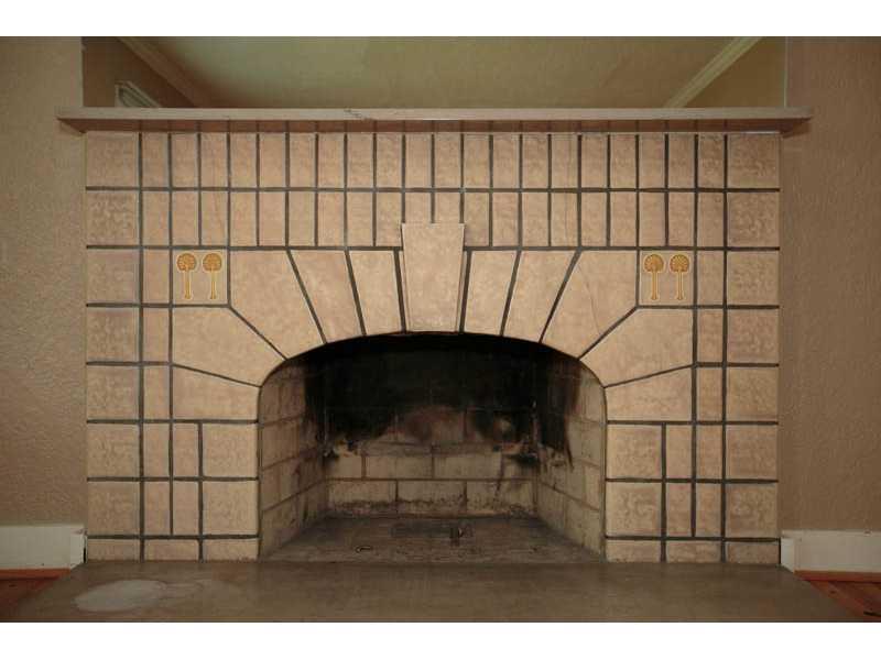 5412 Guarino Road Pittsburgh, PA 15217 - Photo 6 of 15 Other. fireplace