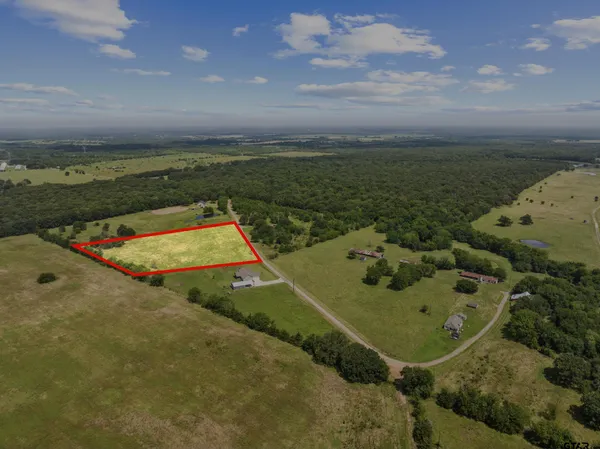 $90,000 | 2150 Northeast Mt Vernon Tx 75457, Mount Vernon, TX 75457