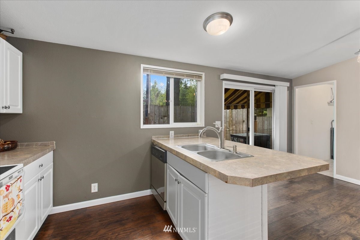 20717 North Macs Loop Road Granite Falls, WA 98252 - Photo 5 of 29 Gallery Image 5