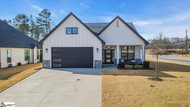 $539,900 | 2 Winding Rock Road, Simpsonville, SC 29680