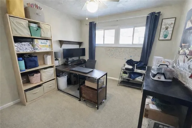 $250,000 | 210 Highland Drive, Elizabeth, PA 15037