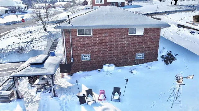 $250,000 | 210 Highland Drive, Elizabeth, PA 15037